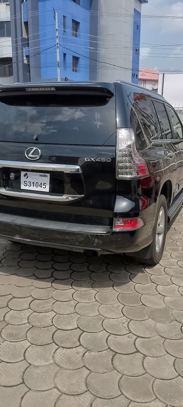 Thumbnail 2 of 2018 Lexus GX GX